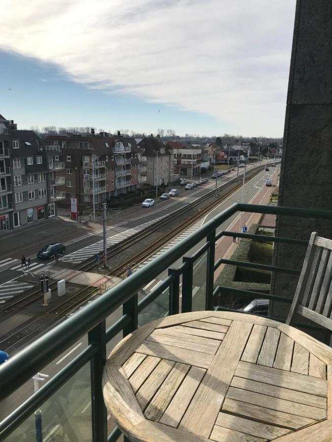 Apartamento Appt Pablo Met Prive-Garage, Vlakbij Zee, In Koksijde-Bad Exterior foto